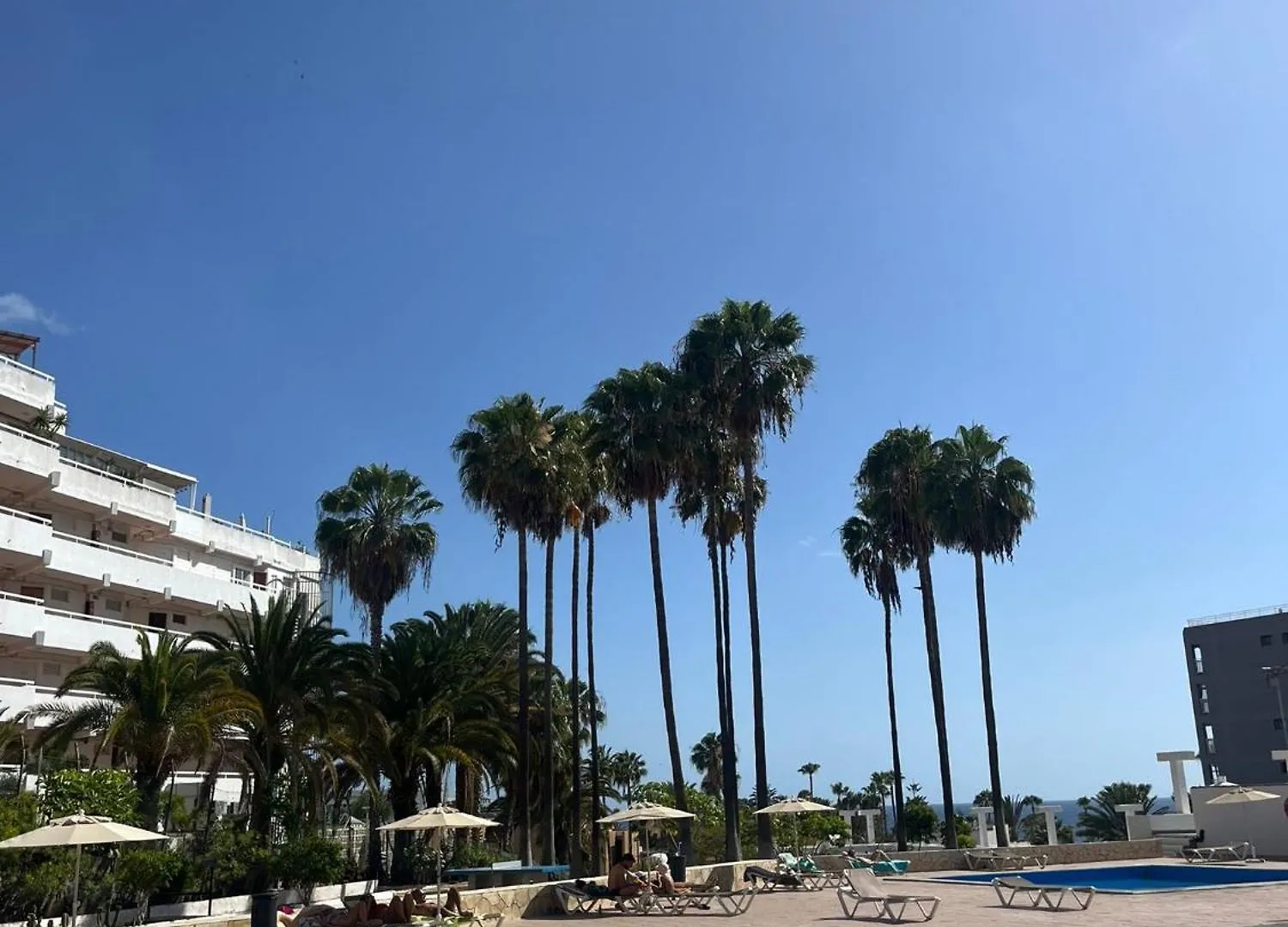 ¡Tal Y Como Hawaii! Playa Feñabe إسبانيا